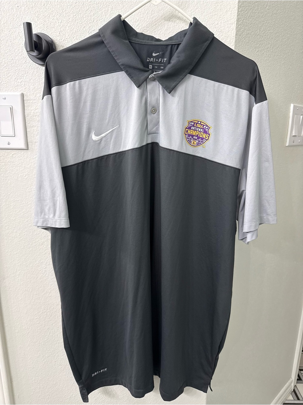 Nike Dri-FIT LSU National Champions 2019 Polo Colorblk Shirt Gray Black Men's XL